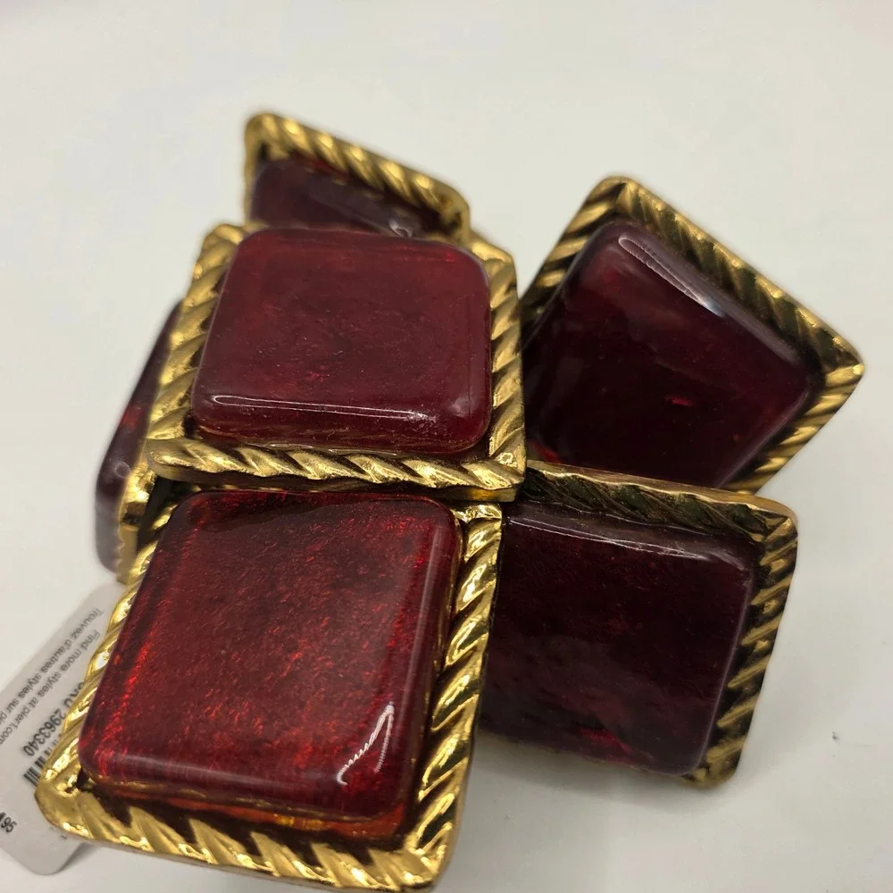 Pier 1 Imports Set of 6 Red Square Resin Gold Rope Napkin Rings SKU 2963340 NEW